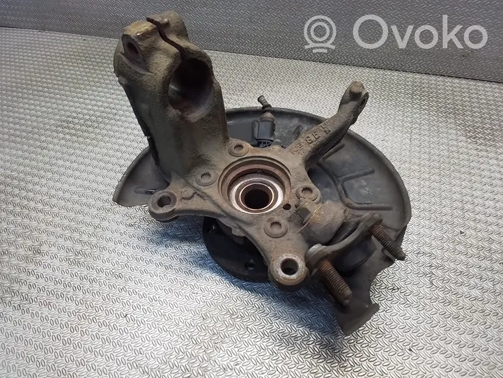 Volkswagen Caddy Front wheel hub 