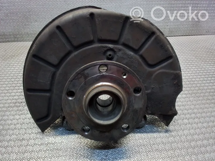 Volkswagen Caddy Front wheel hub 