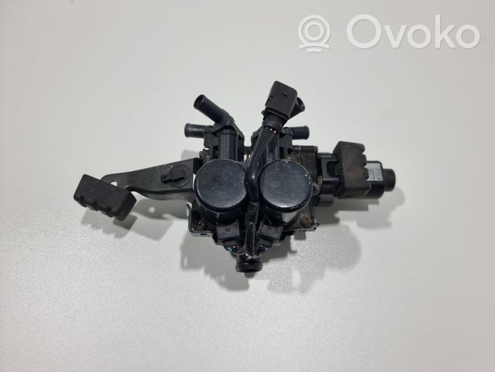 Volkswagen Phaeton Coolant heater control valve 3D2959617C