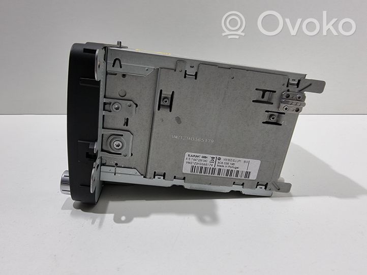 Volkswagen Golf VI Panel / Radioodtwarzacz CD/DVD/GPS 3C8035195