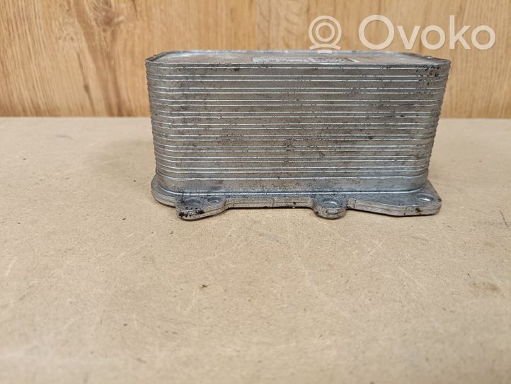 Mercedes-Benz C AMG W205 Dzinēja eļļas radiators A1331880001