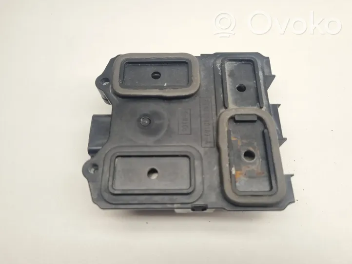 Ford Mustang VI Blind spot control module FT4T14D189A