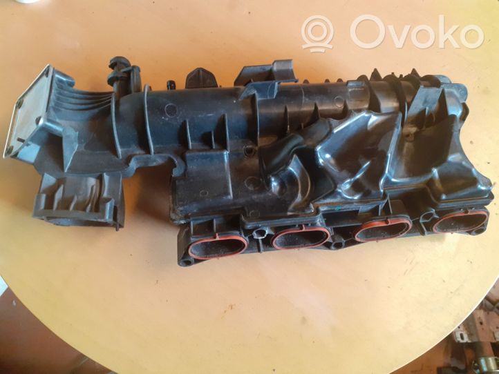 Mercedes-Benz GLA W156 Intake manifold A2700900737