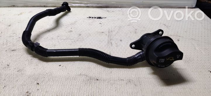 Mercedes-Benz GLA W156 Oil fill pipe A2700100001