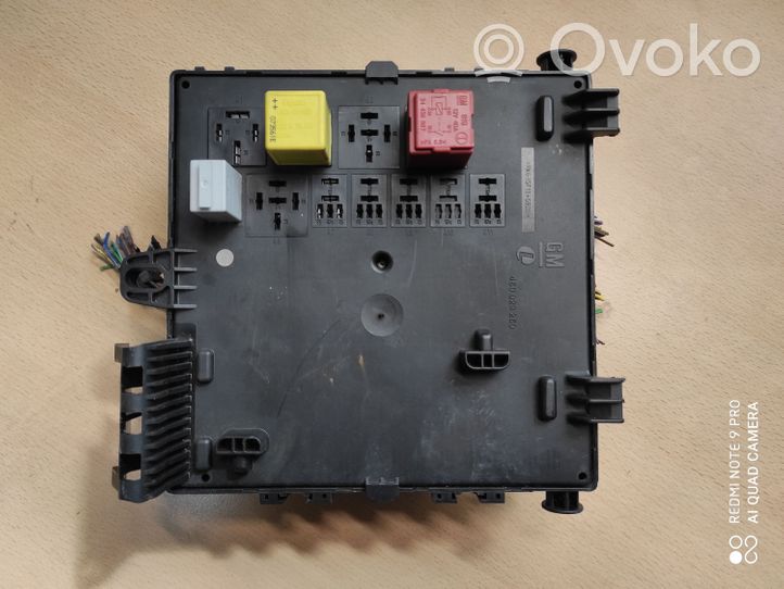 Cadillac BLS Module de fusibles 12769679