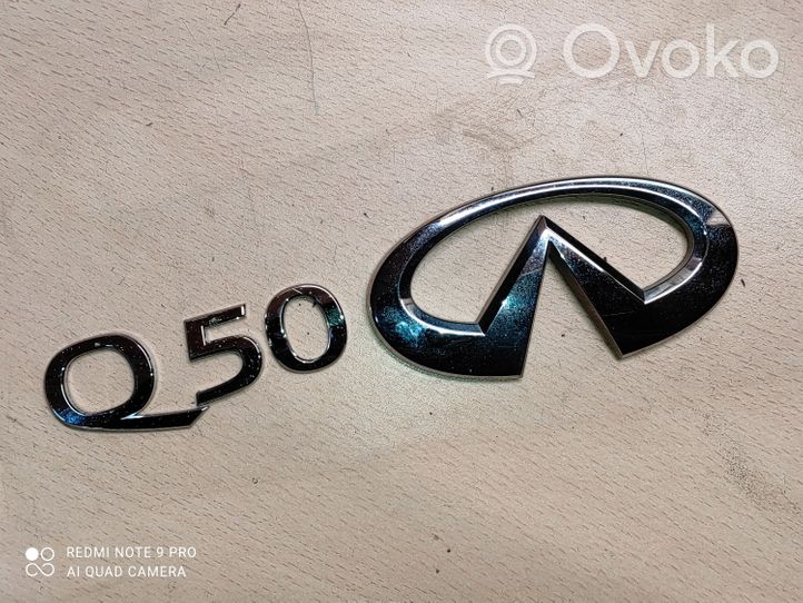 Infiniti Q50 Emblemat / Znaczek tylny / Litery modelu L53H