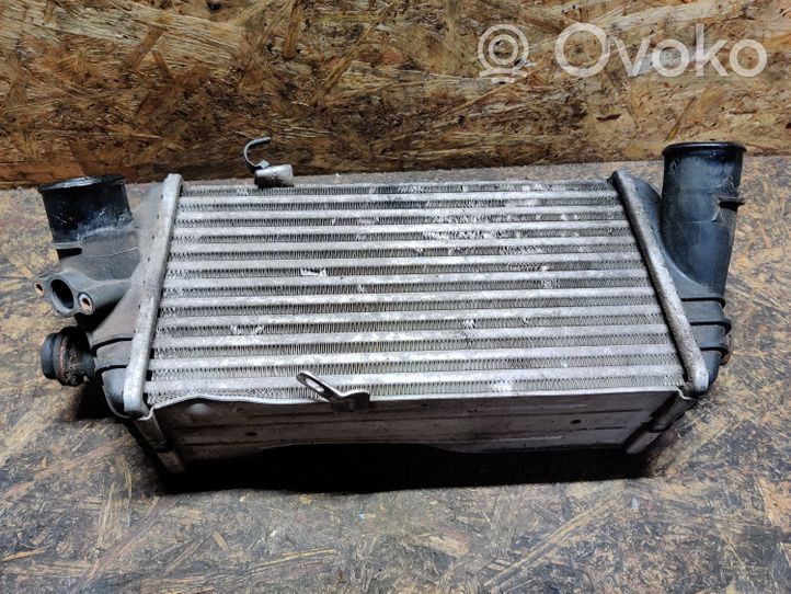 Hyundai i30 Radiatore intercooler 282702A770