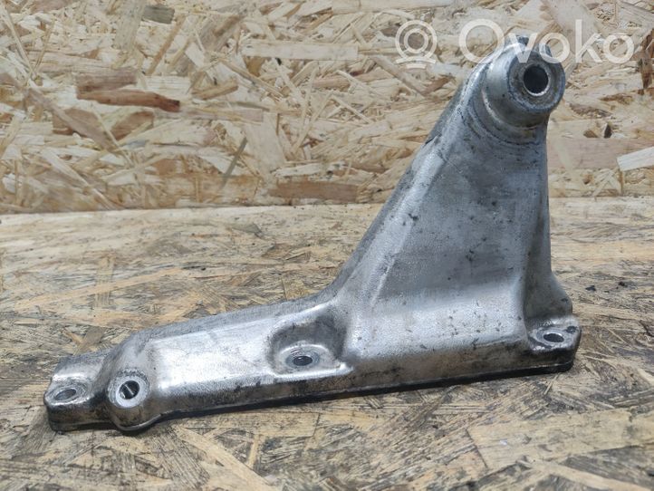 Mercedes-Benz E AMG W211 Support, suspension du moteur A1132233104