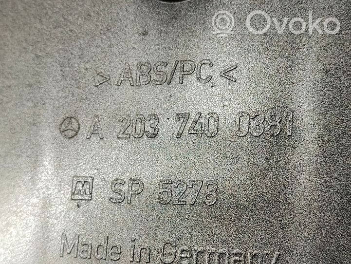 Mercedes-Benz C W203 Éclairage de plaque d'immatriculation A2037400381