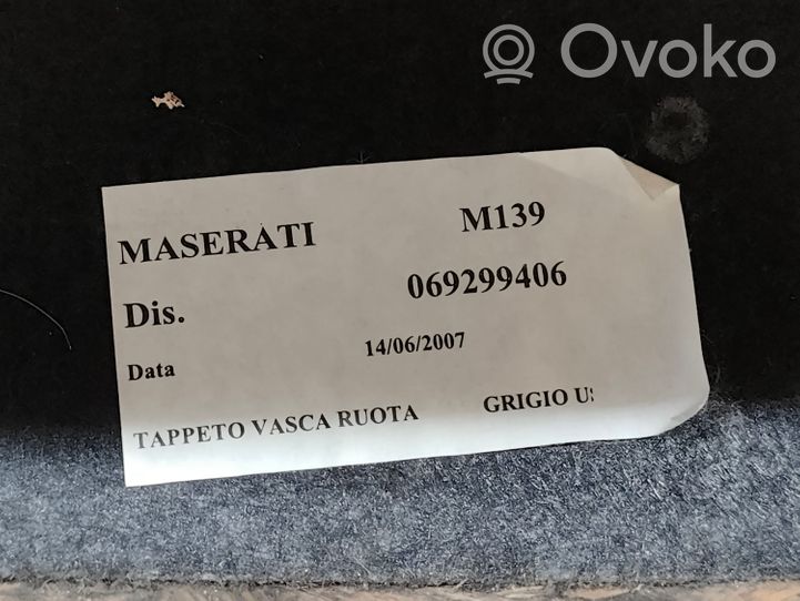 Maserati Quattroporte Doublure de coffre arrière, tapis de sol 069299406