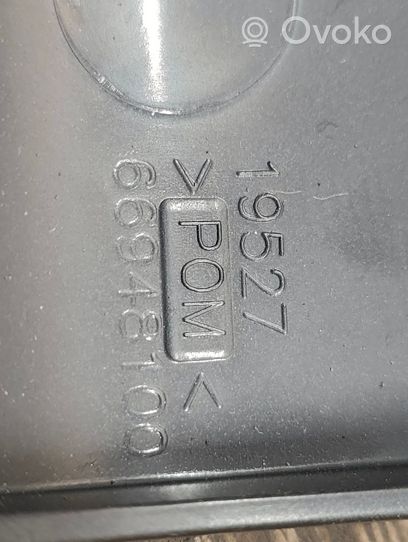 Maserati Quattroporte Ikkunalaudan kansi 66948100