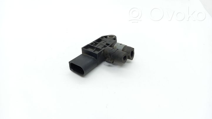 Volkswagen Transporter - Caravelle T5 Exhaust pressure sensor 076906051A