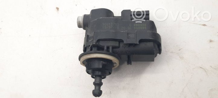 Toyota Auris E180 Motorino di regolazione assetto fari 90013783