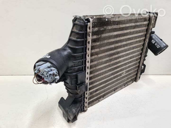 Mercedes-Benz Vito Viano W638 Chłodnica powietrza doładowującego / Intercooler 160010041F