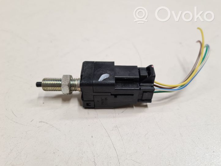 Subaru Outback Brake pedal sensor switch 8226H