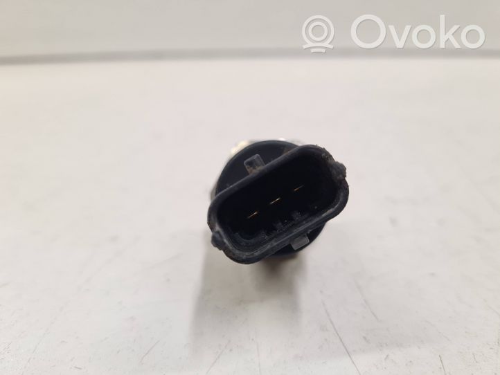 Renault Trafic II (X83) Sensor de presión de combustible 0281002522