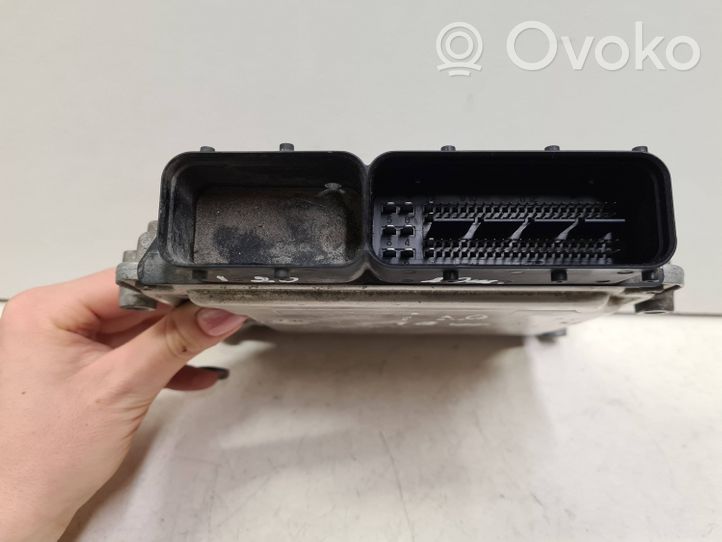 Hyundai i20 (PB PBT) Sterownik / Moduł ECU 3911003345