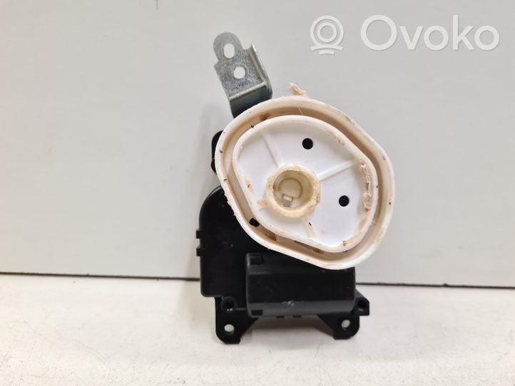 Suzuki Swift Air flap motor/actuator 1138002530