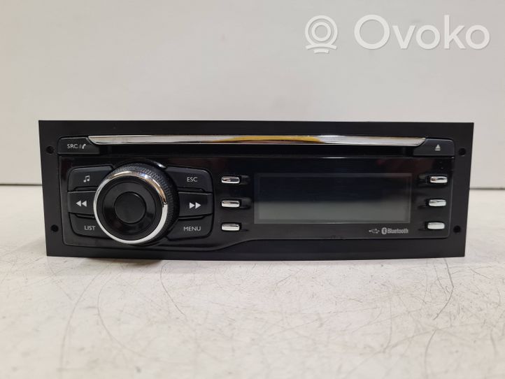 Peugeot iOn Unidad delantera de radio/CD/DVD/GPS 96748368XT