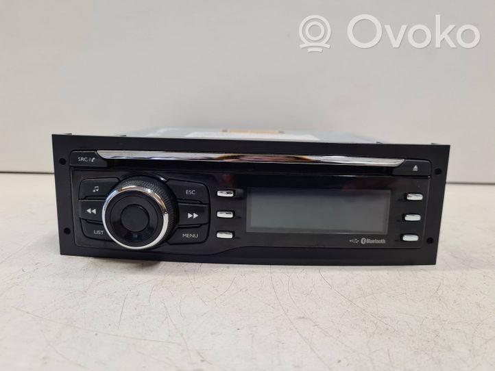 Peugeot iOn Radio/CD/DVD/GPS-pääyksikkö 96748368XT