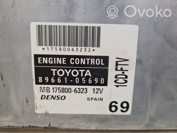 Toyota Avensis T250 Calculateur moteur ECU 8966105690