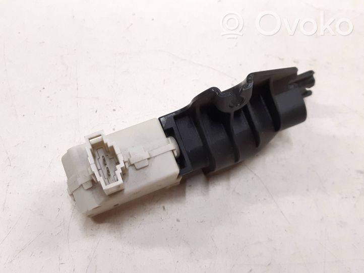 Audi A6 S6 C6 4F Serratura vano portaoggetti 3B0959782A