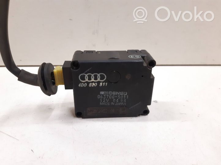 Audi A8 S8 D2 4D Oro sklendės varikliukas 4D0820511