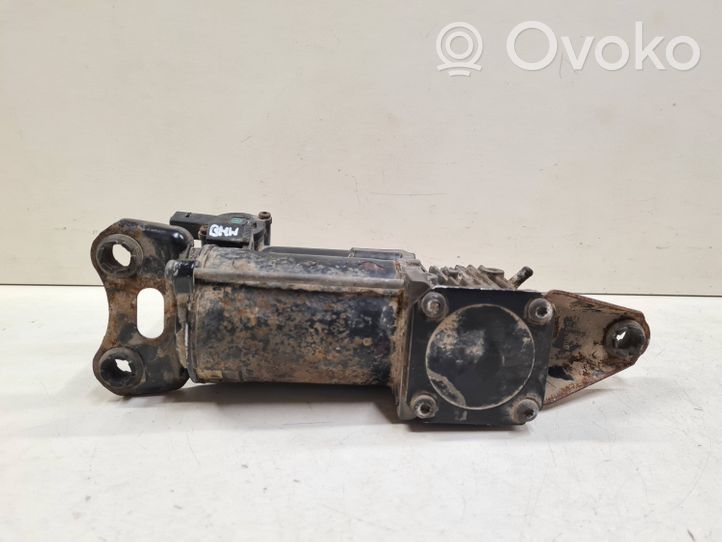 BMW 5 E60 E61 Compresseur / pompe à suspension pneumatique 102352