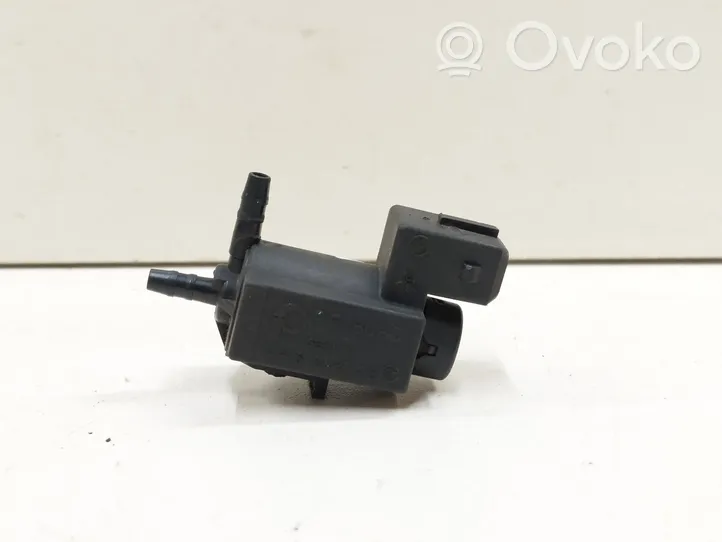 BMW 5 E60 E61 Solenoidinis vožtuvas 72234100