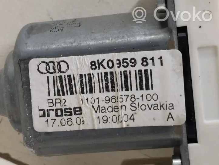 Skoda Superb B6 (3T) Silniczek podnoszenia szyby drzwi tylnych 8K0959811