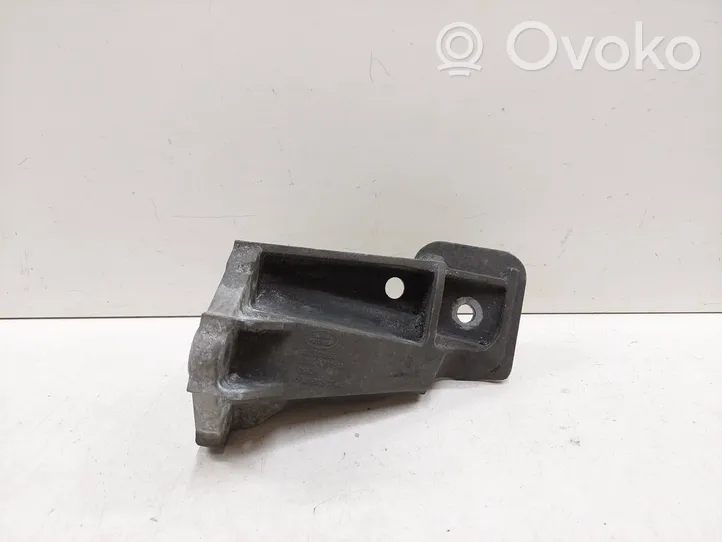 Land Rover Range Rover Sport L320 Engine mounting bracket KKU500580