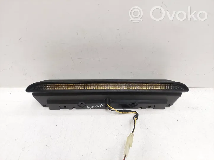 Subaru Forester SH Luce d’arresto centrale/supplementare OEW24054