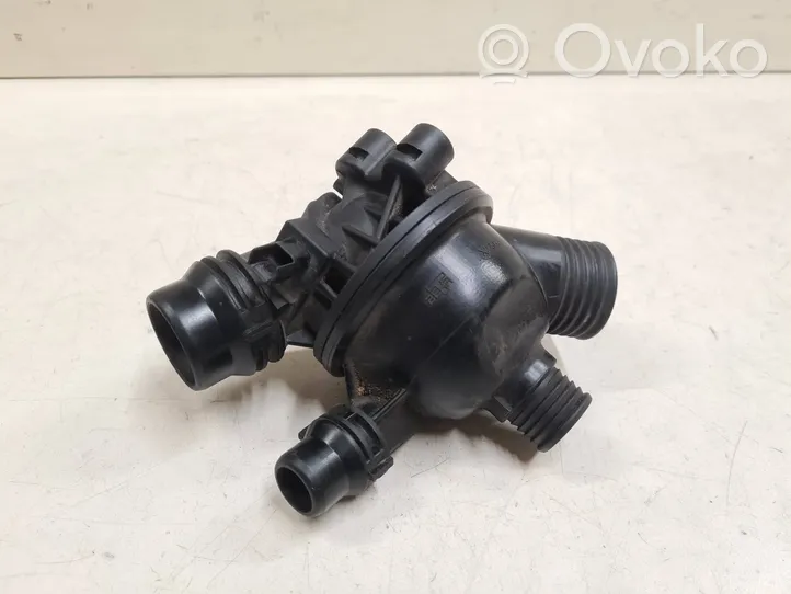 BMW 1 E81 E87 Boîtier de thermostat 7552403