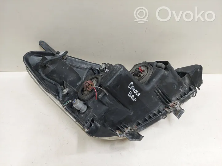 Toyota Corolla Verso E121 Faro/fanale 9073780