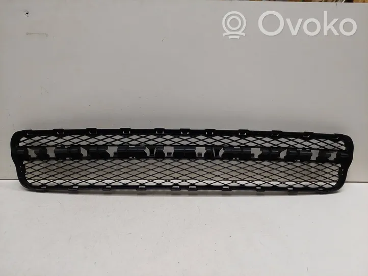 Volkswagen Touareg I Grille inférieure de pare-chocs avant 7L6853678A