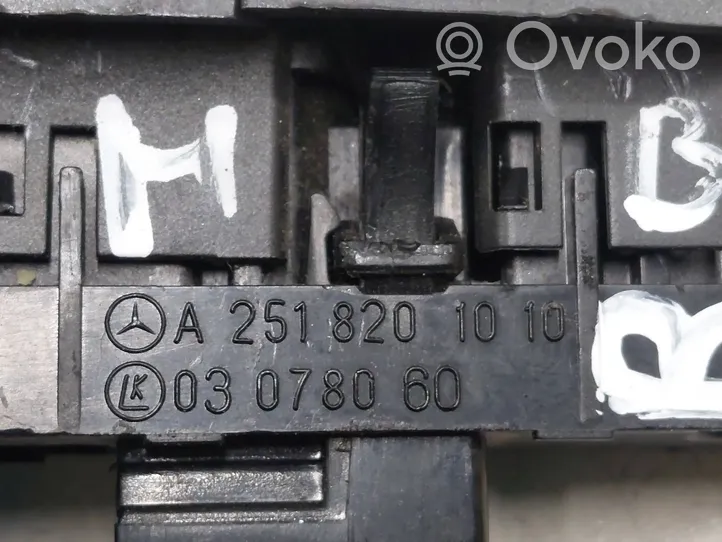 Mercedes-Benz R W251 Botón interruptor de bloqueo de puertas A2518201010