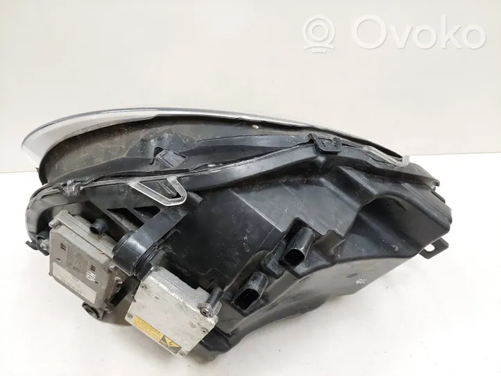 Mercedes-Benz R W251 Lampa przednia A2518260191