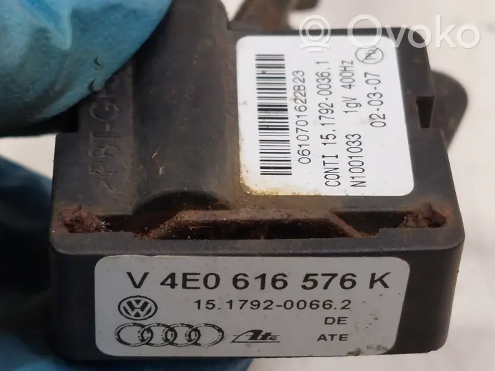 Audi A8 S8 D3 4E Czujnik prędkości obrotowej 4E0616576K