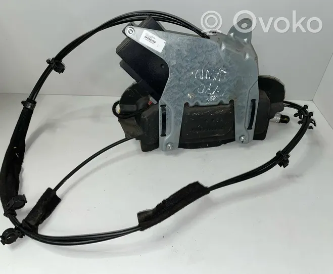 Volvo V70 Tavaratilan luukun hydrauliikkasarja 30716759