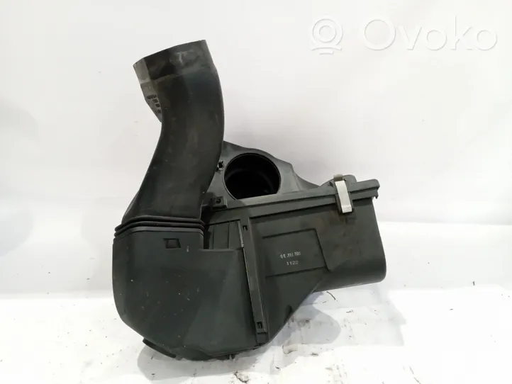 BMW 1 E81 E87 Boîtier filtre à air 517506A