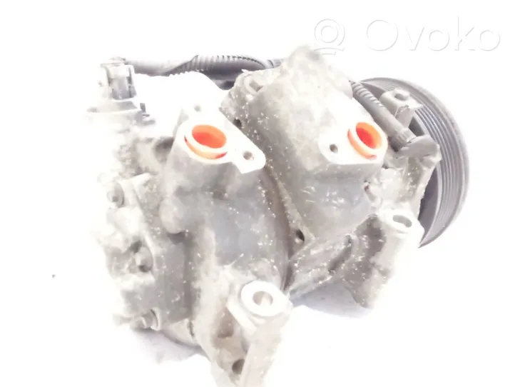 Toyota Auris 150 Compressore aria condizionata (A/C) (pompa) 8831002370