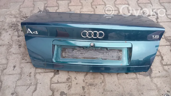 Audi A4 S4 B5 8D Задняя крышка (багажника) 