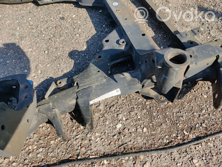 BMW X5 E70 Belka osi przedniej 6779357