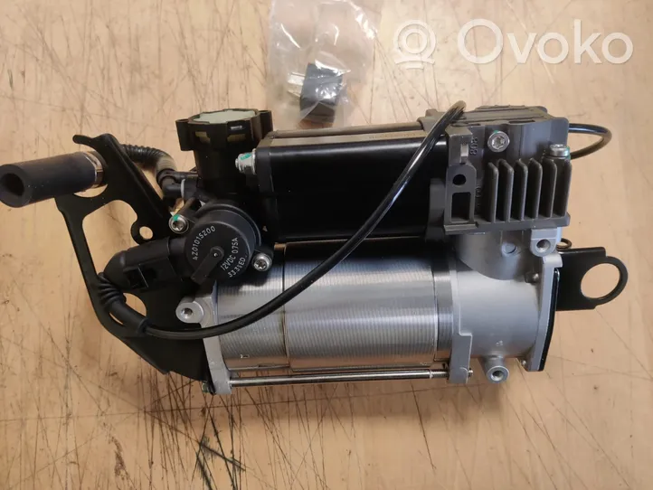 Audi A6 S6 C6 4F Air suspension compressor/pump 