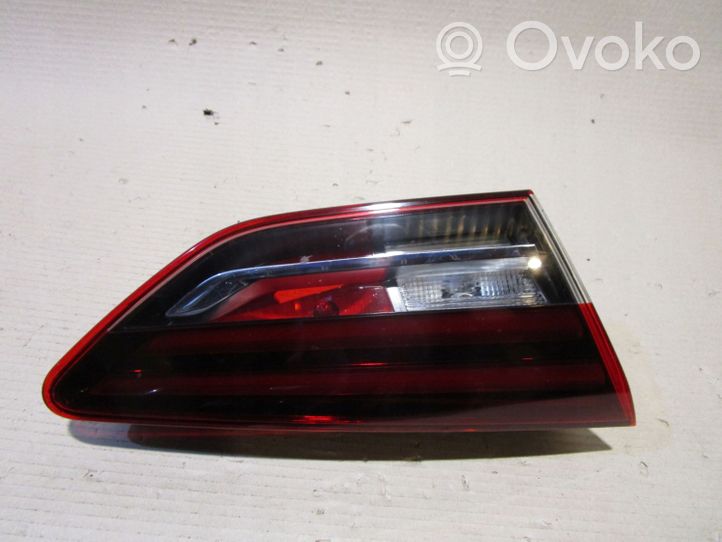 Opel Insignia B Lampy tylnej klapy bagażnika 39148314