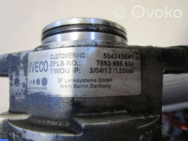 Iveco Daily 5th gen Pompe de direction assistée 504243641