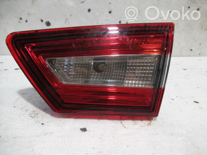 Renault Clio IV Lampy tylnej klapy bagażnika 265505796R