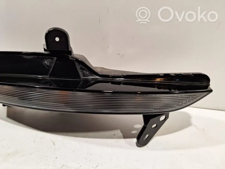 Renault Megane IV Front indicator light 261306376R