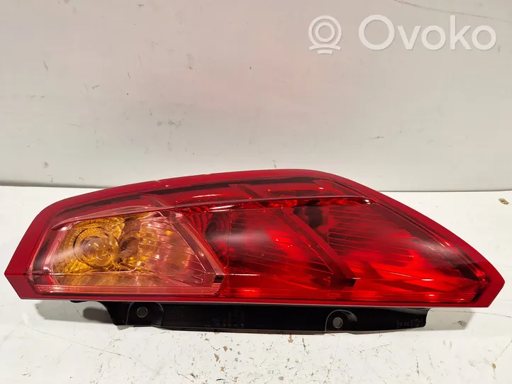 Fiat Grande Punto Lampa tylna 