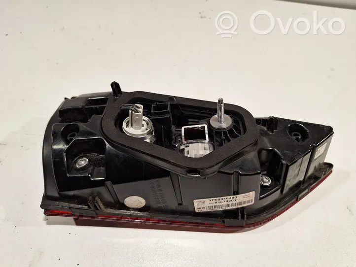 Opel Grandland X Luci posteriori del portellone del bagagliaio YP00016480